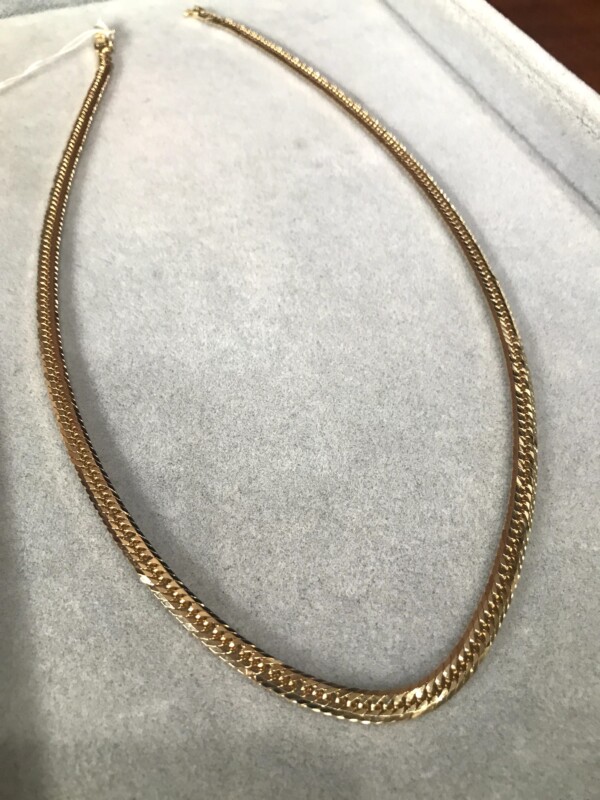 18-karat gold Kihei necklace