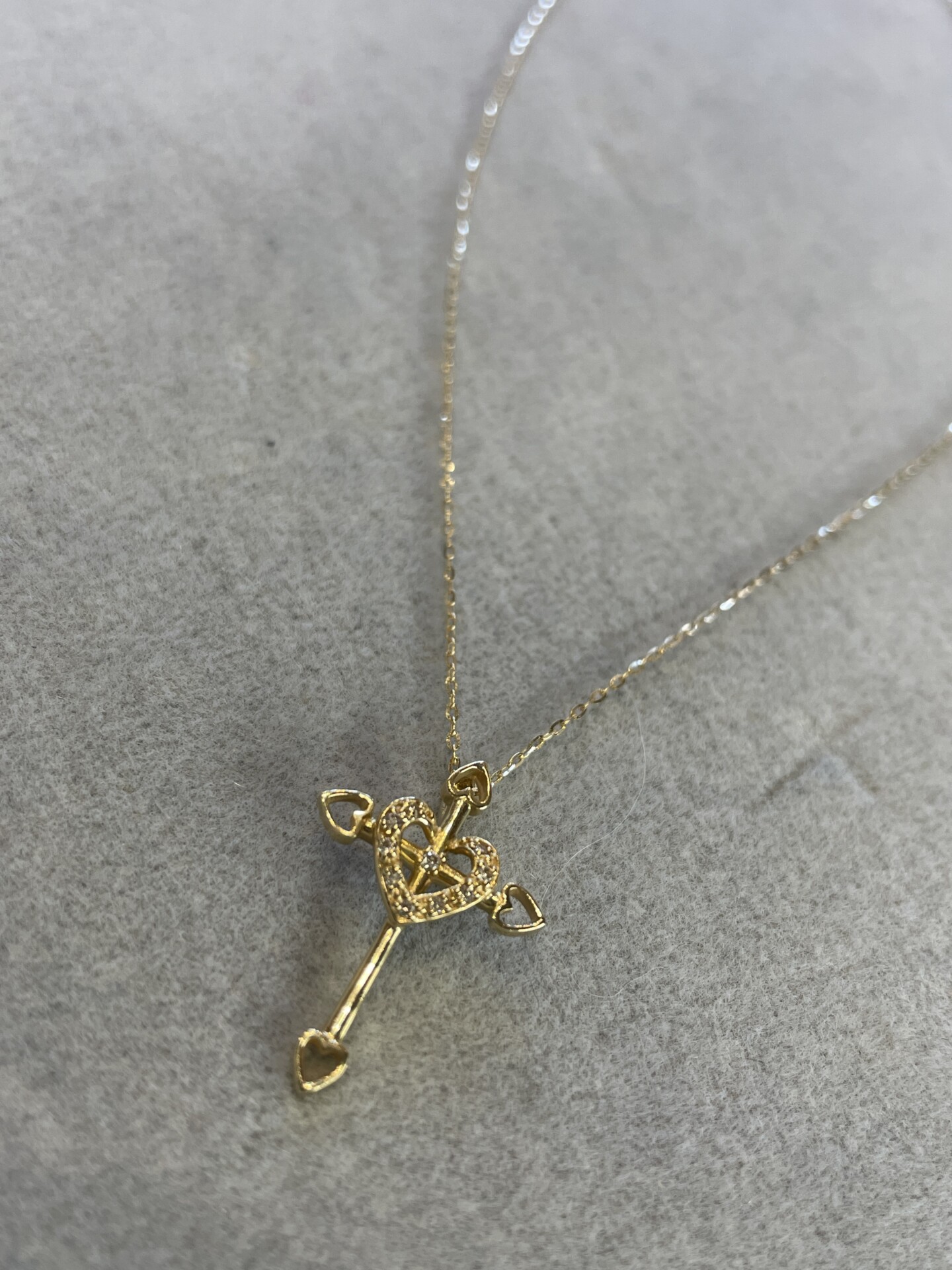 18k gold cross pendant