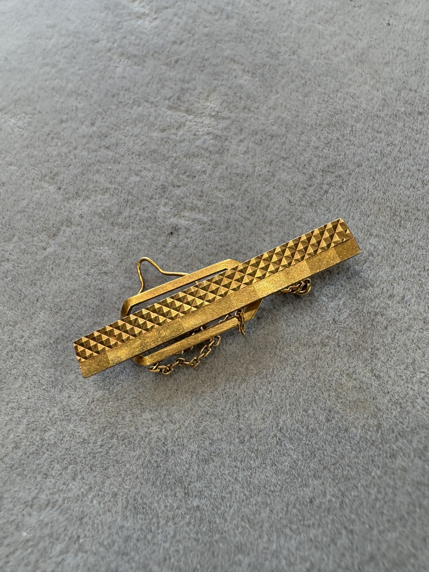 18金のタイタック