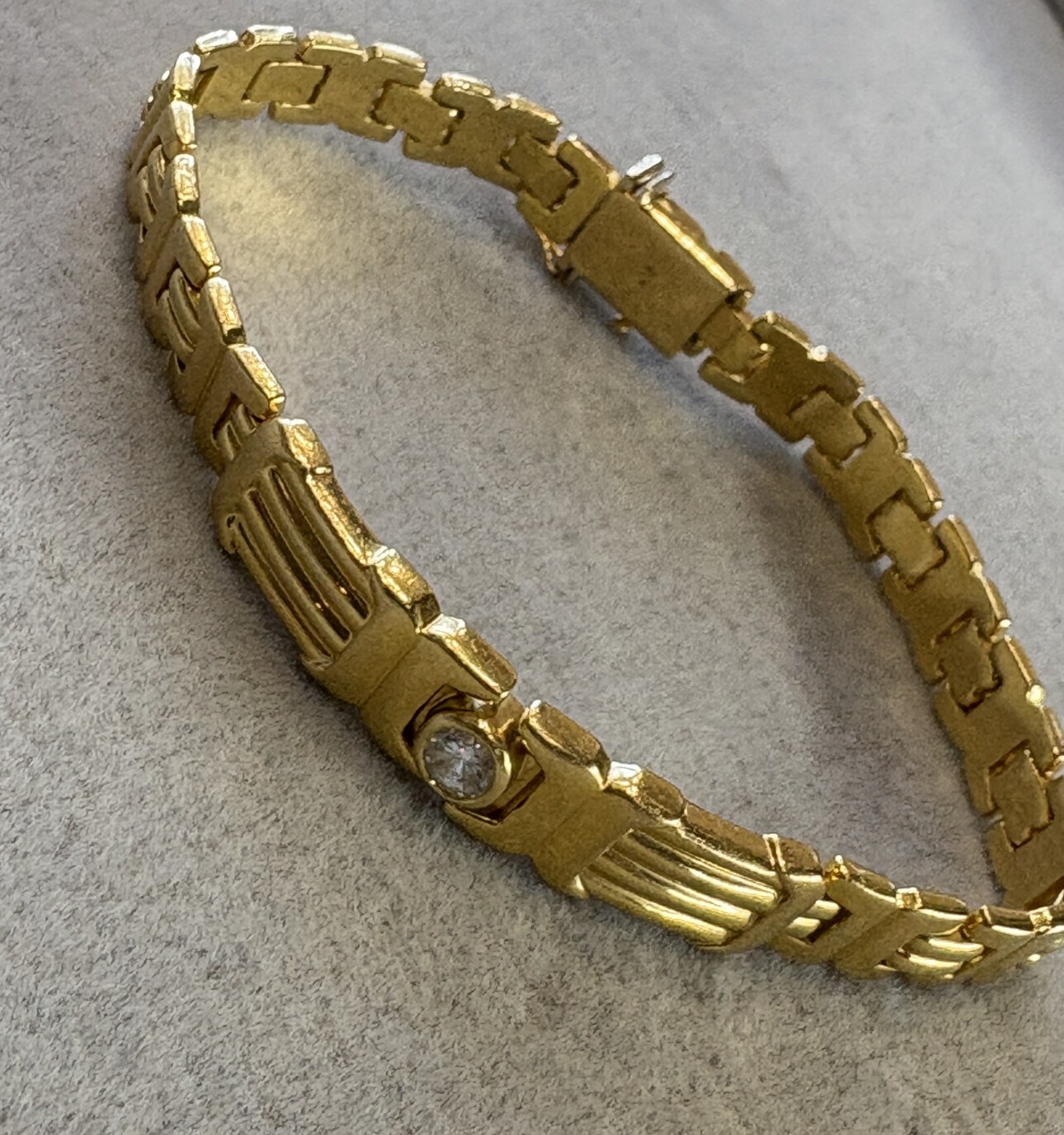18金とダイヤモンドのブレス