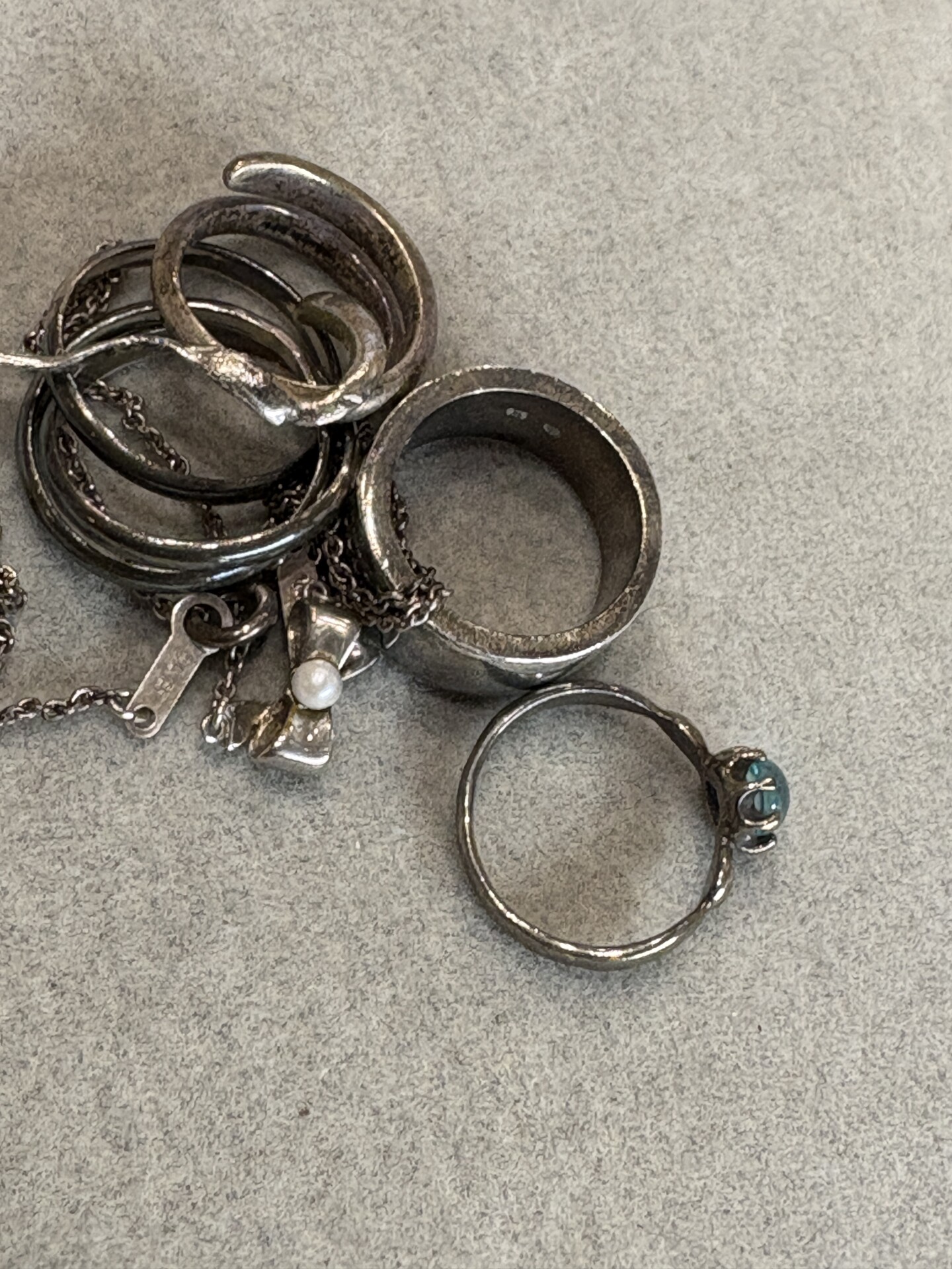 925のみの刻印やシルバー刻印の銀色のリング