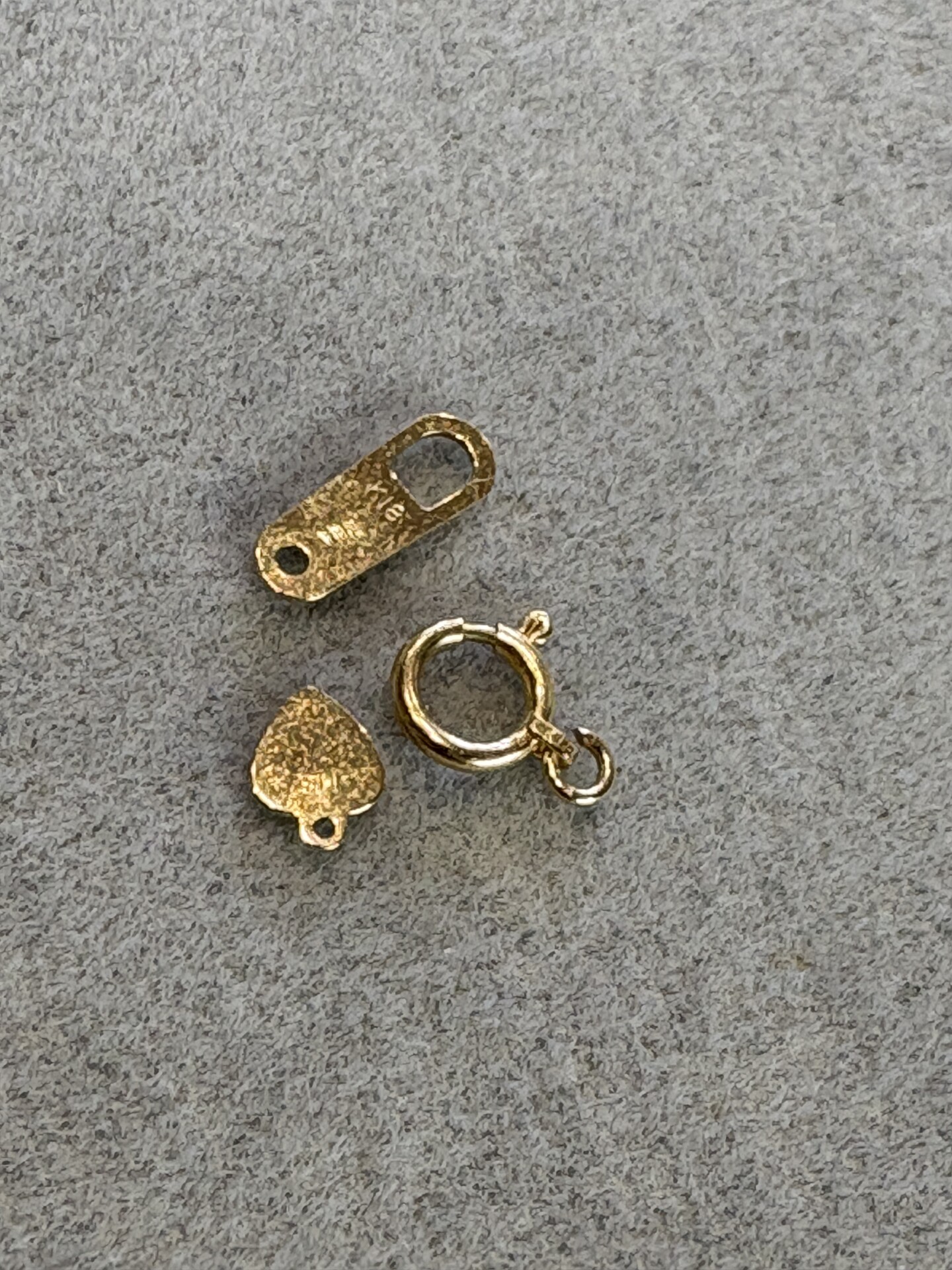 18金のパーツなど